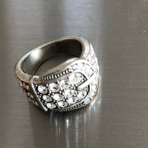 Premier Designs Buckle Ring